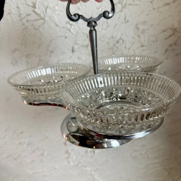 Indiana Glass Silver and Clear Glass Serving Dish - Picture 1 of 7